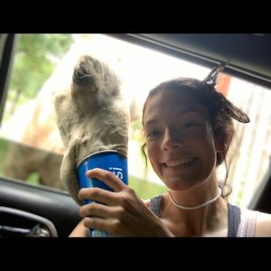 Meet your Posher, Makenzie